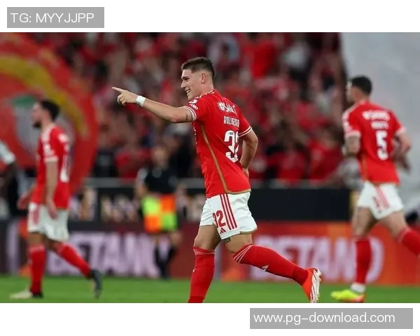 欧联杯惊喜时刻AC米兰逆转本菲卡神扑引发全场狂欢