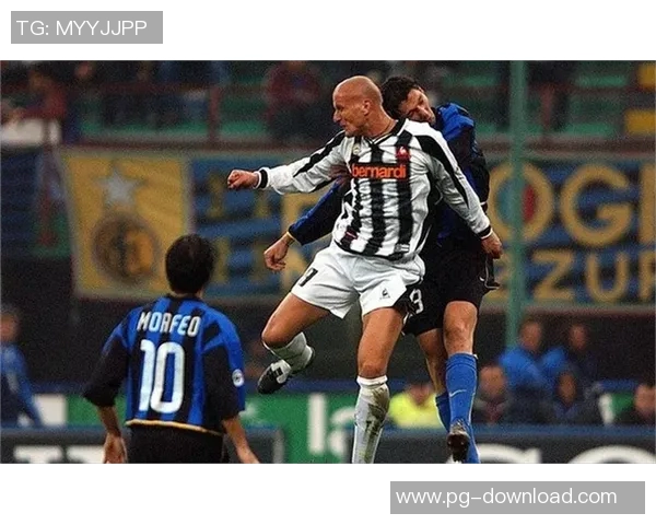 中超赛场惊现乌龙球引发争议里昂5-1逆袭拜仁全场沸腾 中超赛场惊现乌龙球引发争议里昂5-1逆袭拜仁全场沸腾